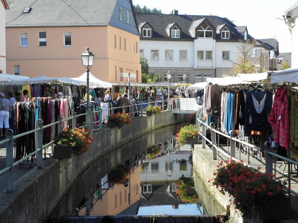 rhauner_markt_2011