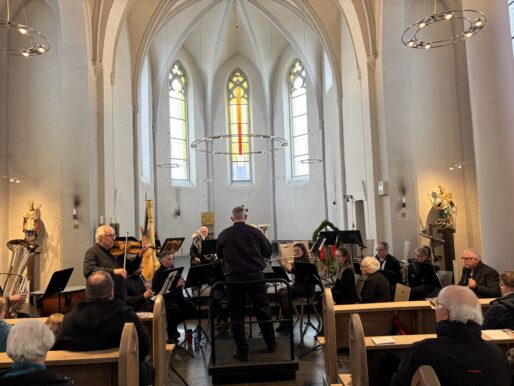 Klangvolle Ensemblemusik zu Palmsonntag in Rhaunen
